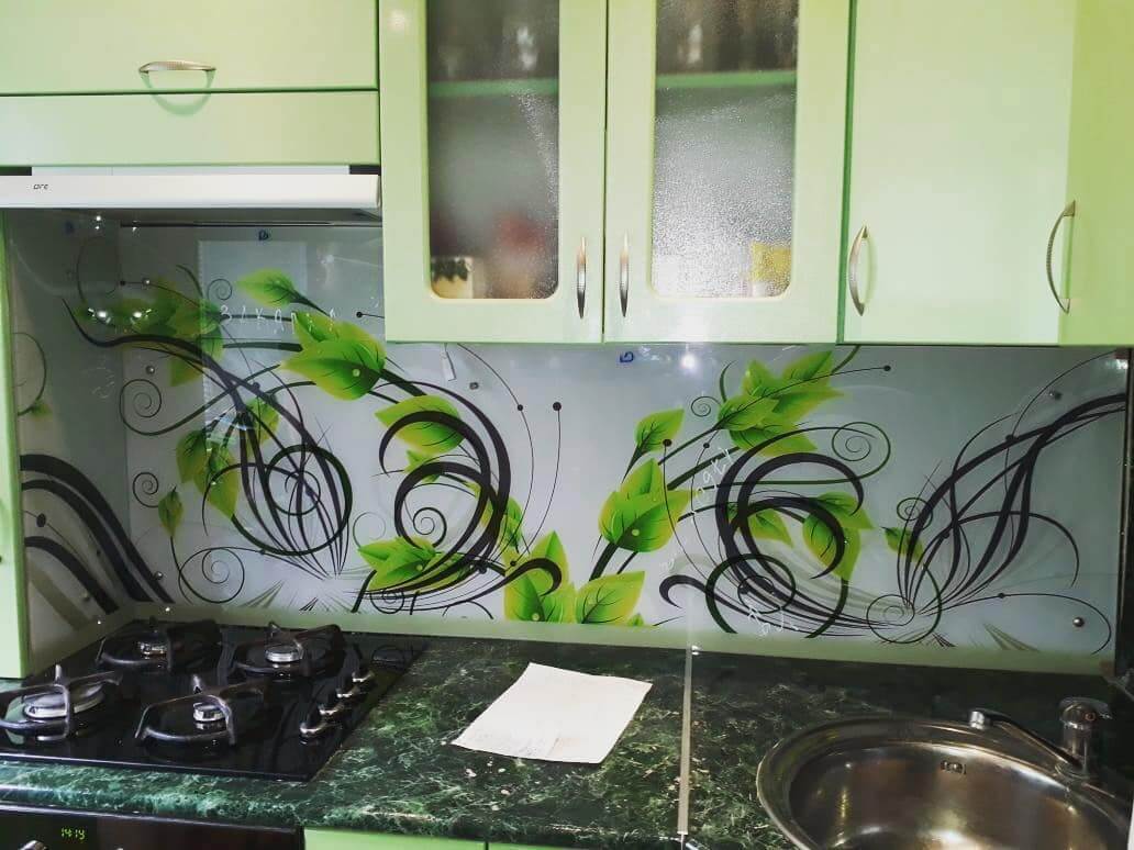 Зеленая кухня - сочетание цветов